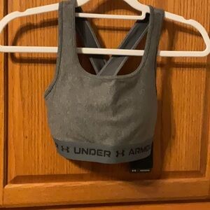 NWT under armor sports bra size small